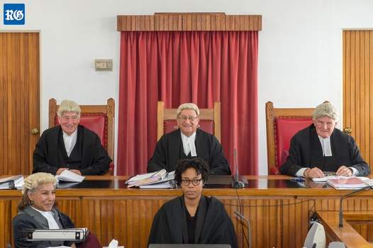 Bermuda Bar gathers to honour retiring justices